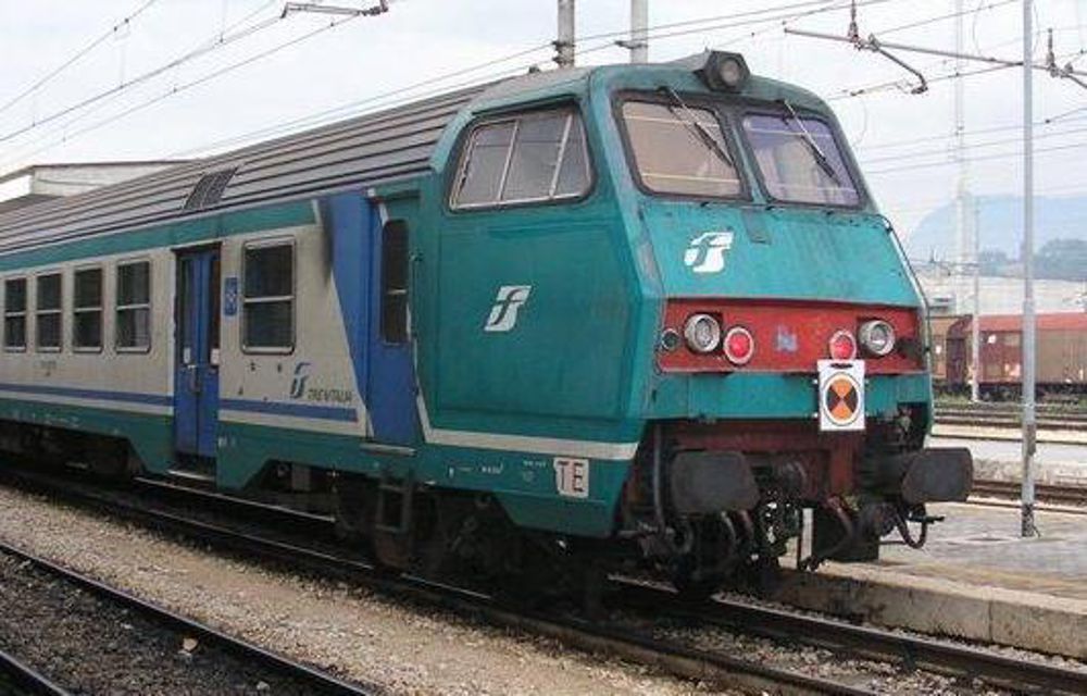 Lavori sulla tratta ferroviaria tra Forte dei Marmi e Carrara. Modifiche degli orari dei treni