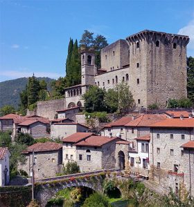 Il castello della Verrucola dove nacque Spinetta Malaspina il Grande nel 1282